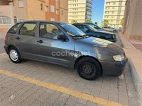 Usado Seat Ibiza 60 CV (44 kW) 2001 Gris / plata Berlina