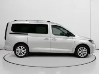 Usado VW Caddy Maxi Life 114 CV (83 kW) 2023 Gris Monovolumen
