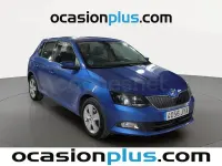 Usado Skoda Fabia 90 CV (66 kW) 2017 Azul Berlina