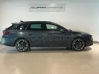 Usado Cupra Leon 150 CV (110 kW) 2024 Gris / plata Familiar