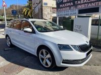 Usado Skoda Octavia Ambition 150 CV (110 kW) 2017 Blanco Familiar