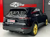 Usado Porsche Cayenne S 440 CV (323 kW) 2020 Negro SUV