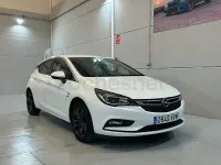 Usado Opel Astra 125 CV (91 kW) 2019 Blanco Berlina