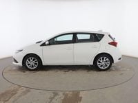 Usado Toyota Auris Active 115 CV (84 kW) 2015 Blanco Berlina