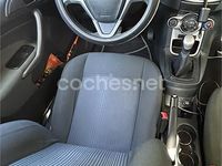 Usado Ford Fiesta Trend 82 CV (60 kW) 2011 Blanco Berlina