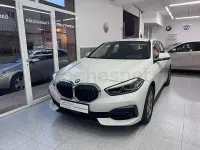 Usado BMW 118 136 CV (100 kW) 2023 Blanco Berlina