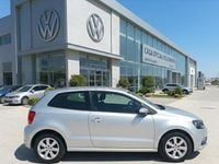 Usado VW Polo 75 HP (55 kW) 2012 Cinzento Citadino