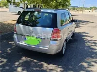 Usado Opel Zafira Cosmo 120 CV (88 kW) 2006 Gris / plata Monovolumen