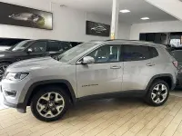 Usado Jeep Compass Limited 140 CV (102 kW) 2019 Gris / plata SUV