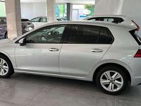 Usado VW Golf VIII Life 110 CV (80 kW) 2020 Gris Utilitario