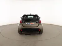 Usado Mazda 2 116 CV (85 kW) 2023 Gris Utilitario