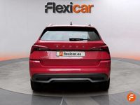 Usado Skoda Kamiq Ambition 110 CV (80 kW) 2022 Rojo SUV