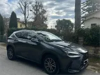 Usado Lexus NX350h Executive Line 242 CV (177 kW) 2021 Gris / plata SUV