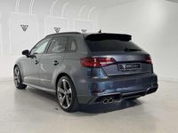 Usado Audi A3 Sportback S-Line 150 CV (110 kW) 2019 Gris Utilitario