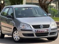 Usado VW Polo Trendline 64 CV (47 kW) 2006 Gris Utilitario