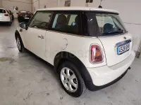 Usado Mini ONE 95 CV (69 kW) 2009 Blanco Utilitario