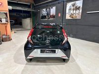 Usado Toyota Aygo X-play 72 CV (52 kW) 2020 Negro Utilitario