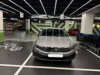 Usado VW Passat GTE 218 CV (160 kW) 2020 Gris Familiar