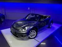 Usado VW Beetle Design 110 CV (80 kW) 2018 Gris / plata Utilitario