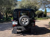 Usado Land Rover Defender 122 CV (89 kW) 2010 Negro Familiar