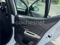 Usado Dacia Sandero Acces 67 CV (49 kW) 2023 Blanco Berlina