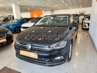 Usado VW Polo R-line 95 CV (69 kW) 2021 Negro Berlina