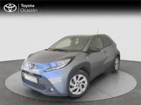Begagnad Toyota Aygo X Play 72 HK (52 kW) 2024 Grå SUV