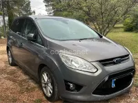 Usado Ford Grand C-Max Trend 115 CV (84 kW) 2013 Gris / plata Monovolumen
