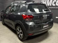Usado Dacia Sandero Extreme 110 CV (80 kW) 2023 Gris / plata Berlina