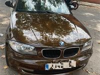 Usado BMW 116 122 CV (89 kW) 2009 Marrón Utilitario