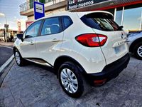 Usado Renault Captur Zen 120 CV (88 kW) 2015 Beige SUV