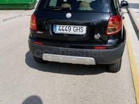 Usado Fiat Sedici Emotion 120 CV (88 kW) 2008 Negro SUV