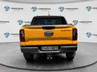 Usado Ford Ranger Wildtrack 240 CV (176 kW) 2025 Naranja Pickup/Camioneta