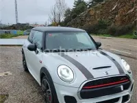Usado Mini John Cooper Works 231 CV (169 kW) 2017 Gris / plata Utilitario