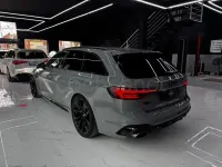 Usado Audi RS4 450 CV (330 kW) 2019 Gris / plata Familiar