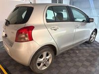 Occasion Toyota Yaris 90 PK (66 kW) 2007 Grijs Hatchback