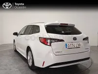 Usado Toyota Corolla Active 122 CV (89 kW) 2022 Blanco Familiar