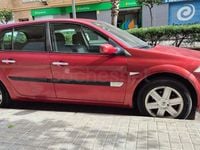 Usado Renault Mégane II Dynamique 115 CV (84 kW) 2003 Granate Berlina