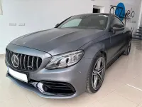Usado Mercedes C63 AMG AMG 476 CV (350 kW) 2019 Gris / plata Coupe