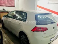 Usado VW Golf VII Edition 105 CV (77 kW) 2014 Blanco Berlina