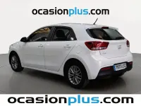 Usado Kia Rio 84 CV (61 kW) 2022 Blanco Utilitario
