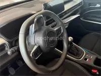 Usado Jeep Avenger 100 CV (73 kW) 2023 Gris / plata SUV