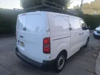 Usado Peugeot Expert Premium 102 CV (75 kW) 2021 Blanco Van