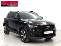 Usado Volvo XC40 Core 163 CV (119 kW) 2023 Negro SUV