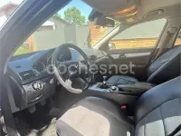Usado Mercedes C200 Elegance 136 CV (100 kW) 2010 Negro Berlina