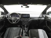 Usado VW T-Cross R-line 116 CV (85 kW) 2025 Gris SUV