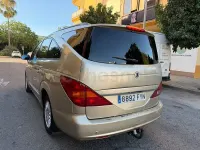 Usado SsangYong Rodius Limited 165 CV (121 kW) 2007 Gris / plata Monovolumen