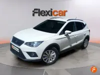 Usado Seat Arona Style Plus 110 CV (80 kW) 2021 Blanco SUV