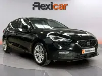 Usado Seat Leon Style 150 HP (110 kW) 2024 Preto Sedan