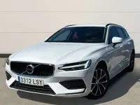 Usado Volvo V60 Momentum 197 CV (144 kW) 2021 Blanco Familiar